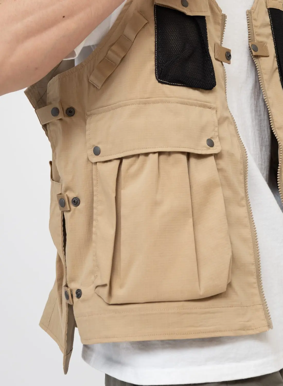 NANGA（ナンガ）HINOC RIPSTOP FIELD VEST（ヒノックリップス