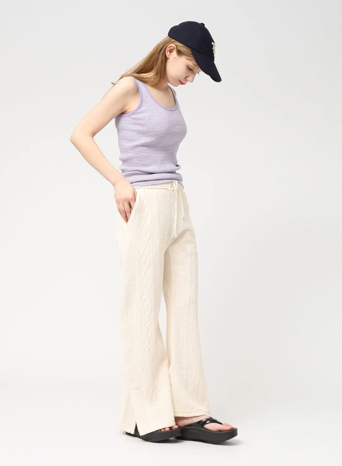 RHODOLIRION(ロドリリオン)/Slit Flare Pants - Aran Pattern