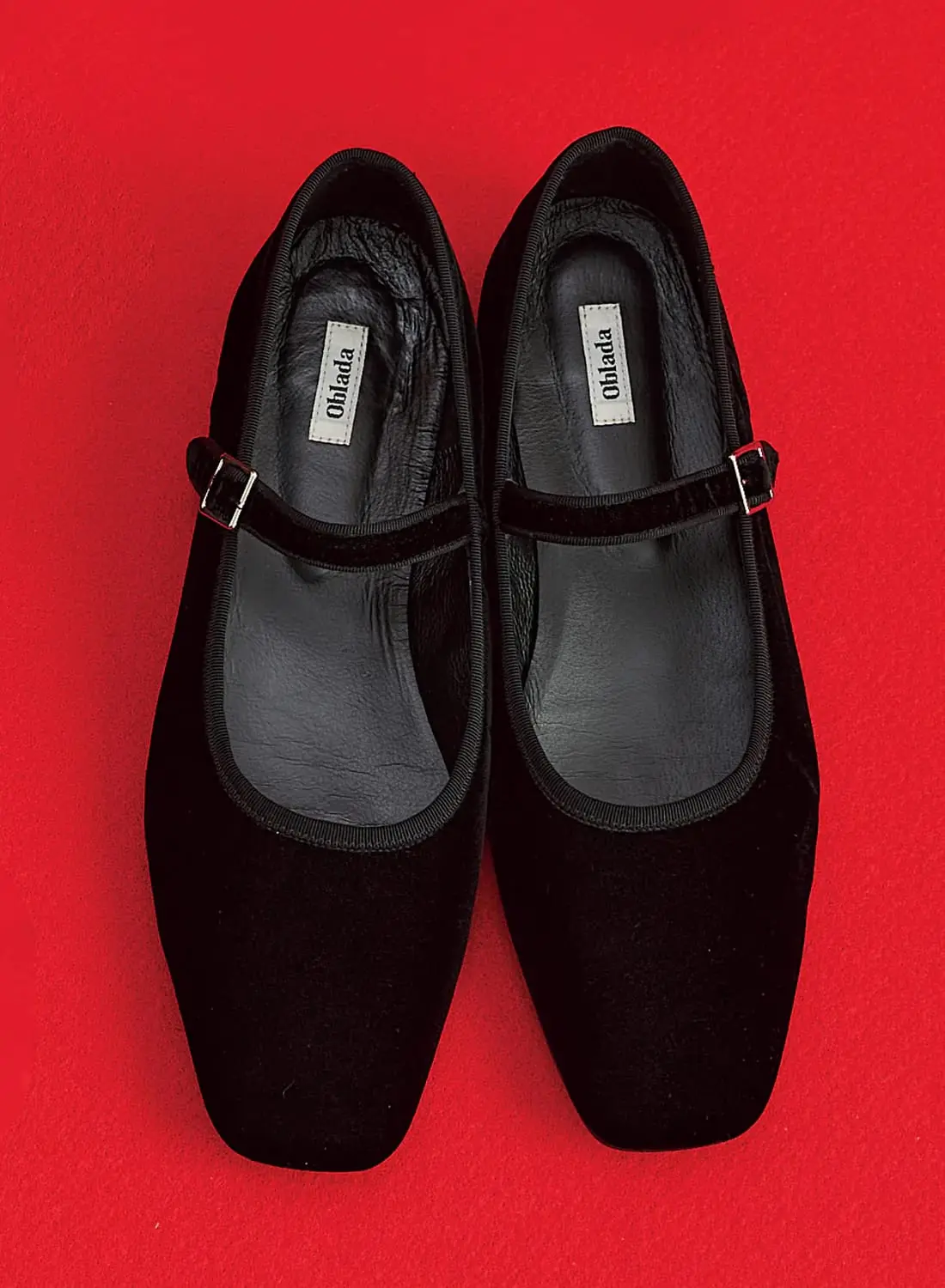 【★★★】新品未使用OBLADA MARY JANE VELOR Oblada(オブラダ)のOBLADA MARY JANE（VELOR）（ベロアメリー