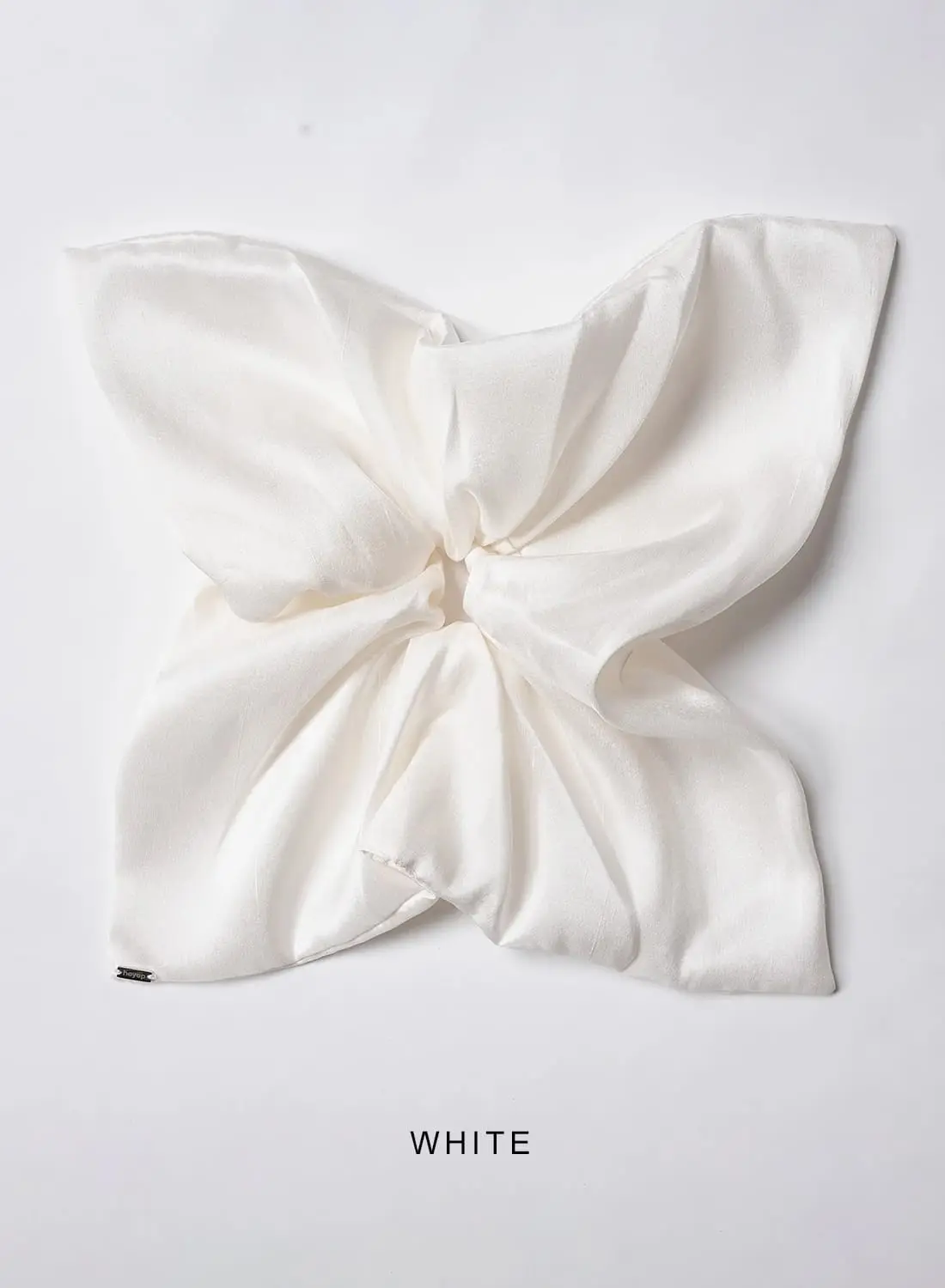heyep(ヘイップ)/Silk Square Large Scrunchie(シルク スクエア