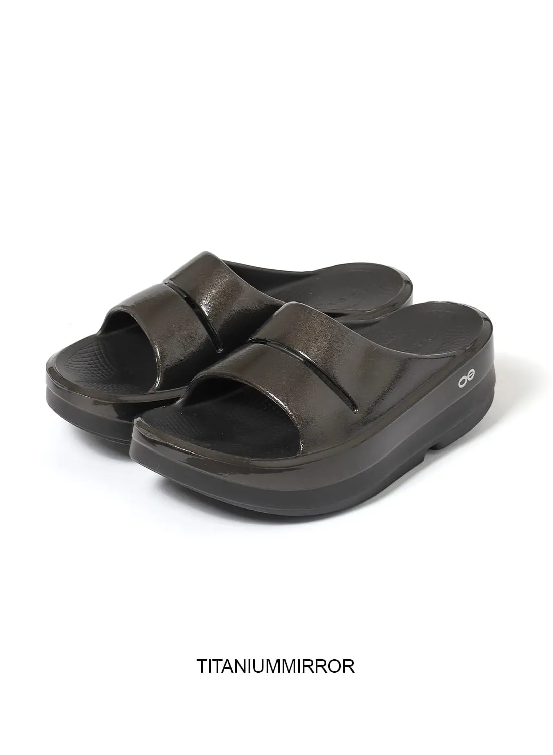 ウーフォス　ウーメガ　ウーアー　レディース24cm黒 OOFOS (ウーフォス) OOmega OOahh #WOMEN / ウーメガ ウーアー