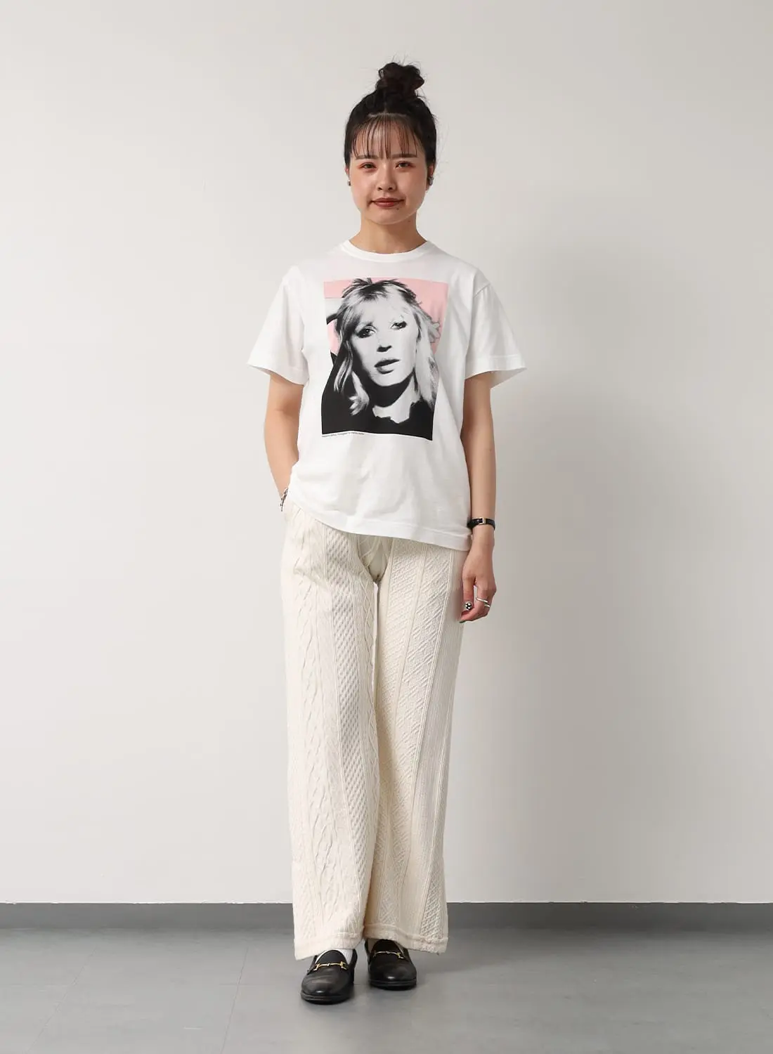 ★【限定】髭ミルク 望みTee フロントマリアスニーカープリントTシャツ ☆【限定】髭ミルク 望みTee フロントマリアスニーカープリントT