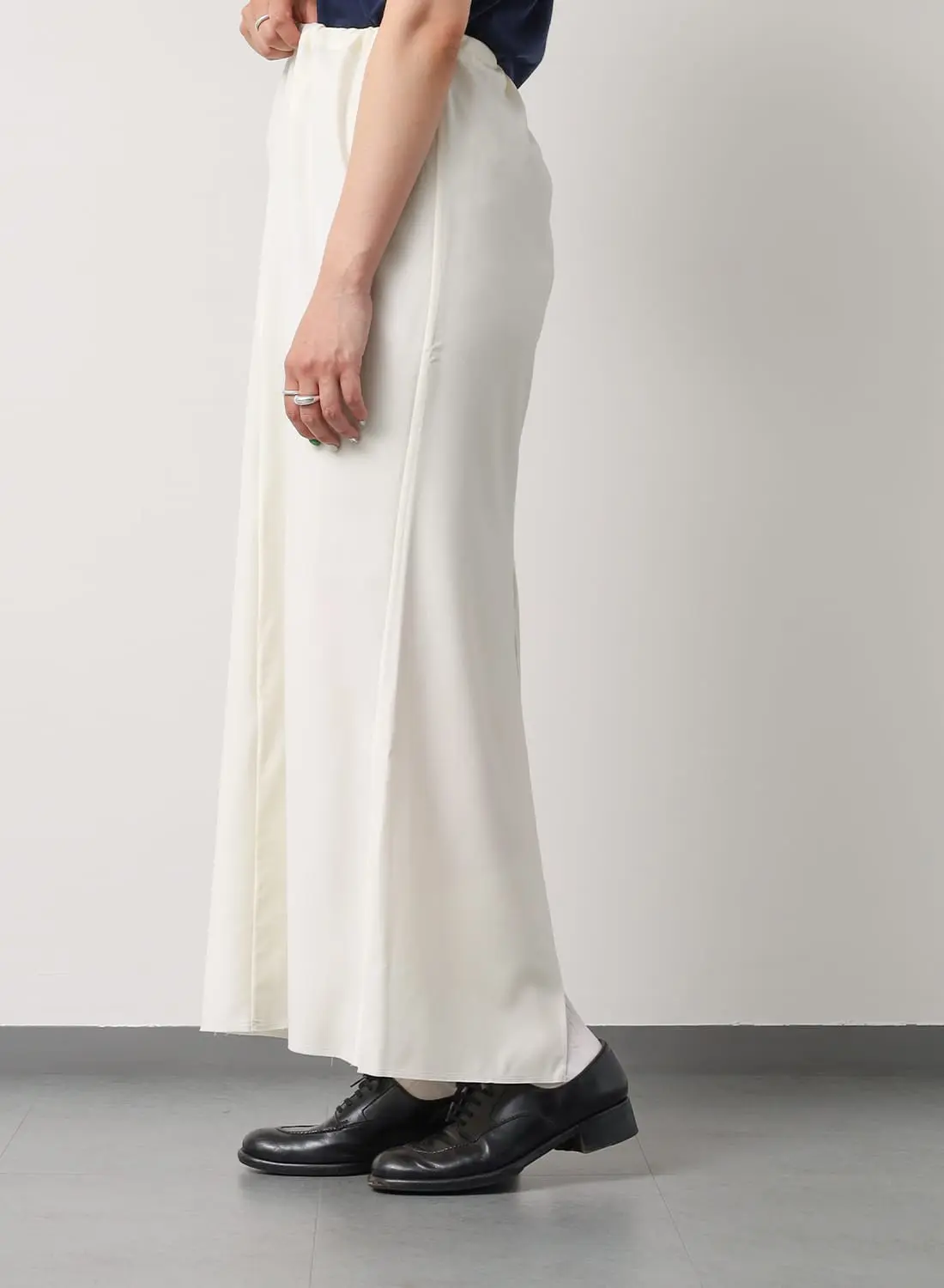 U TIP KARENA (WOMEN)|Uチップ レディースUチップ レディース| MOONLOID