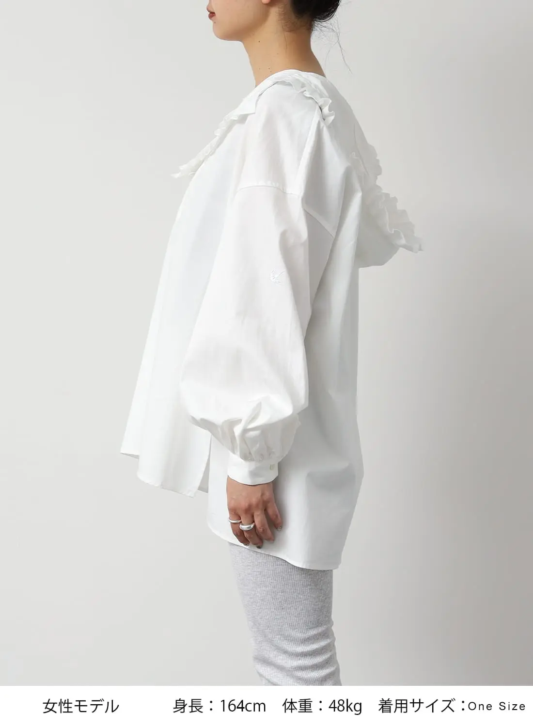 FRILL HOODY|フリル フーディーフリル フーディー| MOONLOID