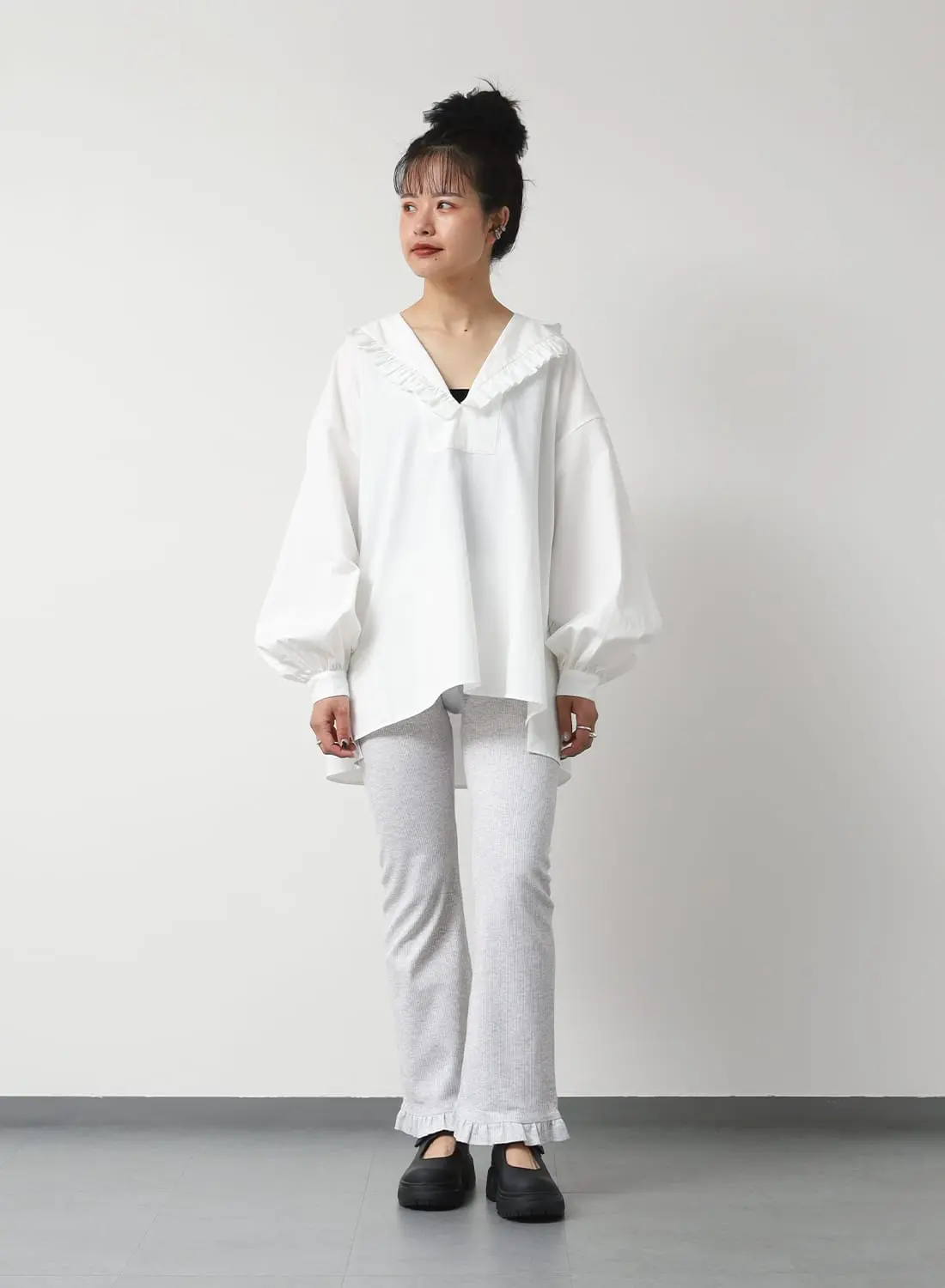 RHODOLIRION(ロドリリオン)/Ribbed Frill Pants(リブド フリル