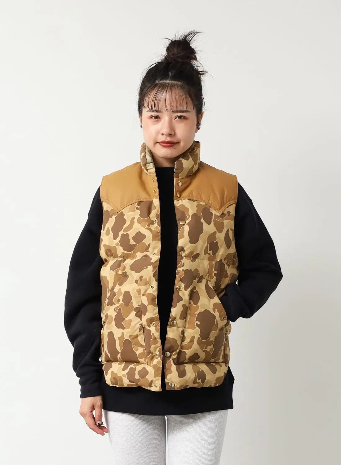 DOWN VEST HUNTER CAMO|ダウンベスト ハンターカモダウンベスト