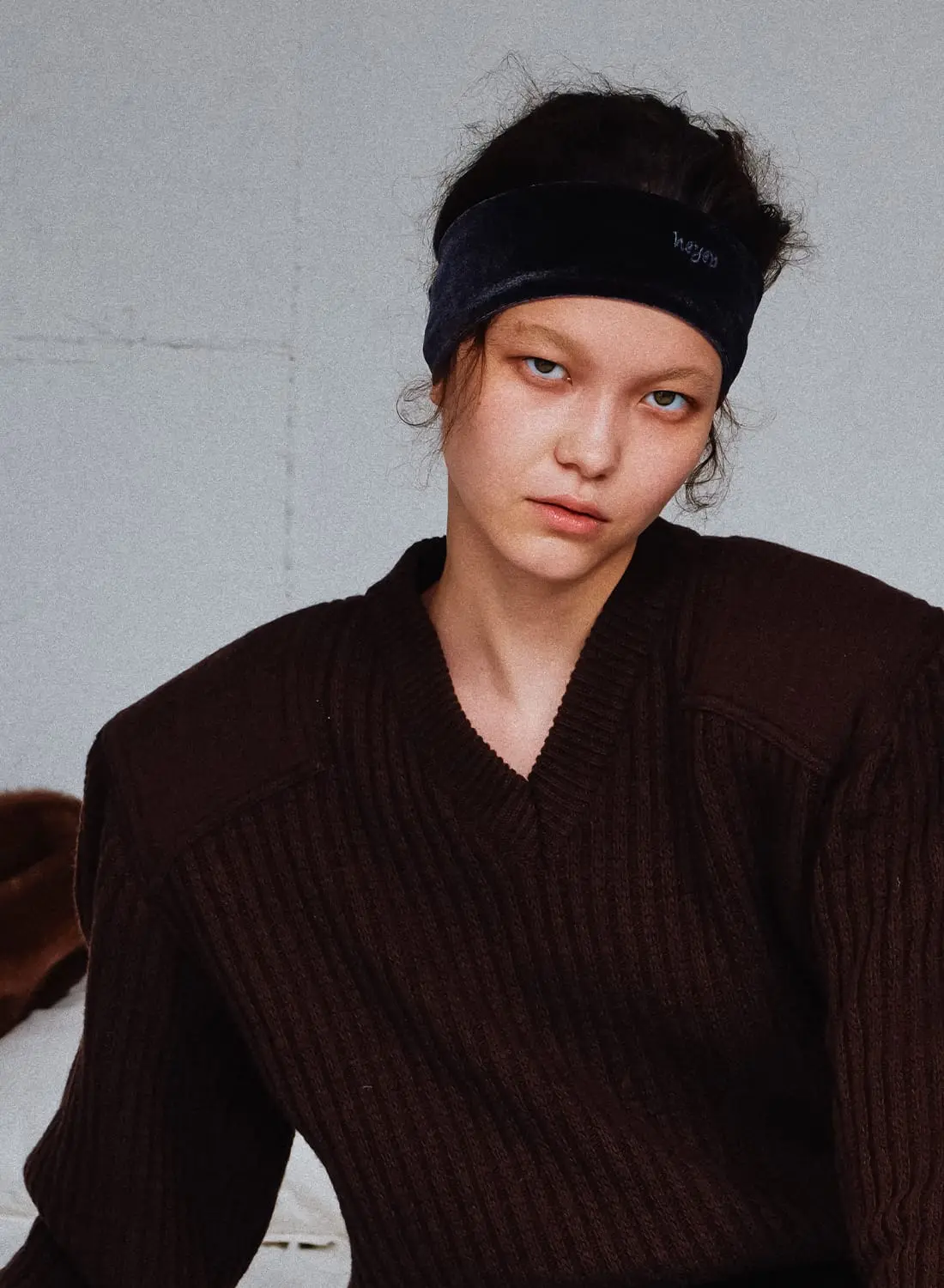 VELOUR LOGO HAIRBAND|ベロアロゴヘアバンドベロアロゴヘアバンド