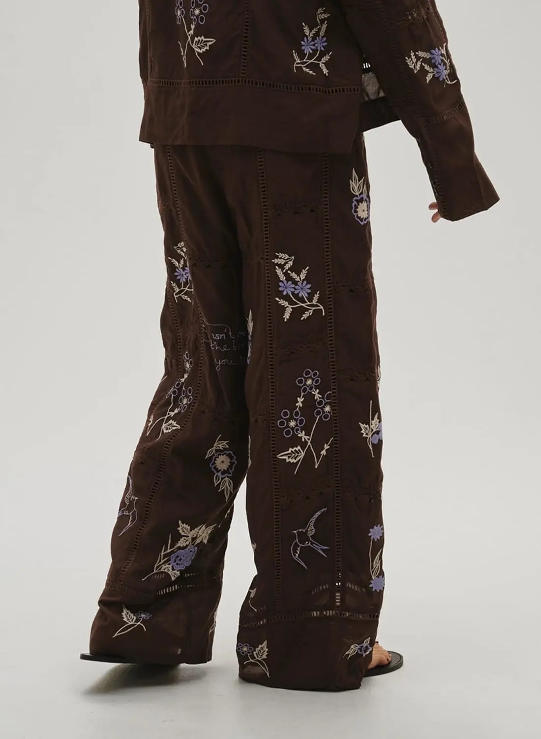 EMBROIDERY PATCHWORK TROUSERS|【26SS先行予約】エンブロイダリー