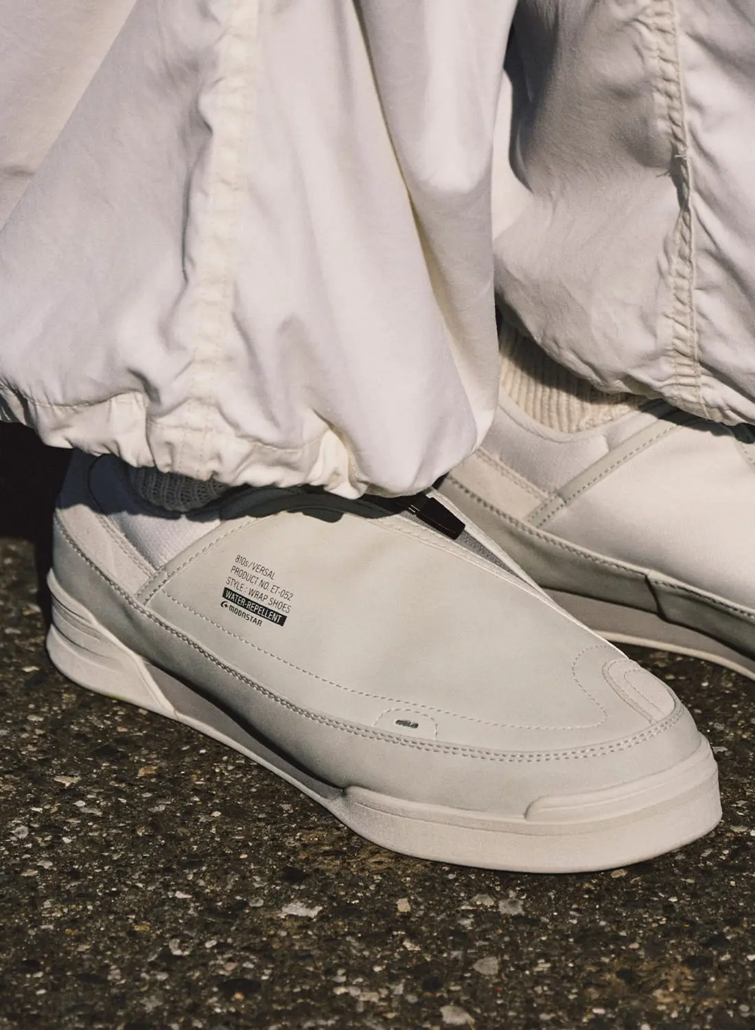 VERSAL|ヴァーサルヴァーサル| MOONLOID