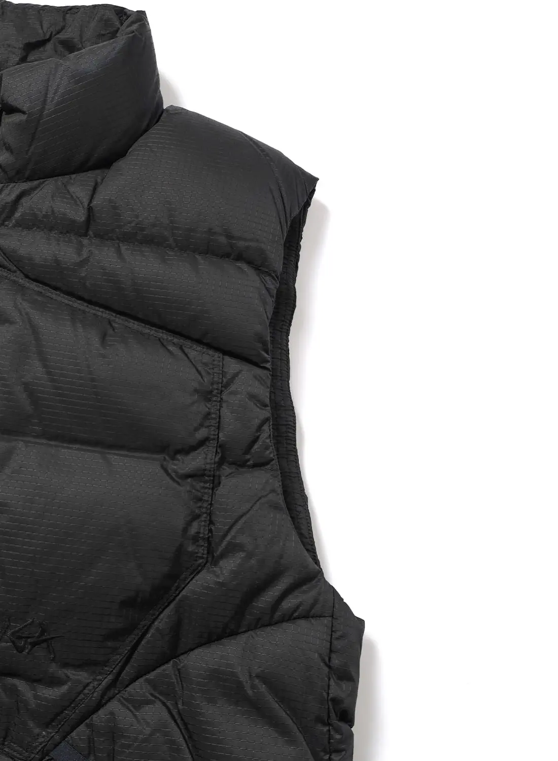MAZENO RIDGE VEST|マゼノリッジ ベストマゼノリッジ ベスト| MOONLOID